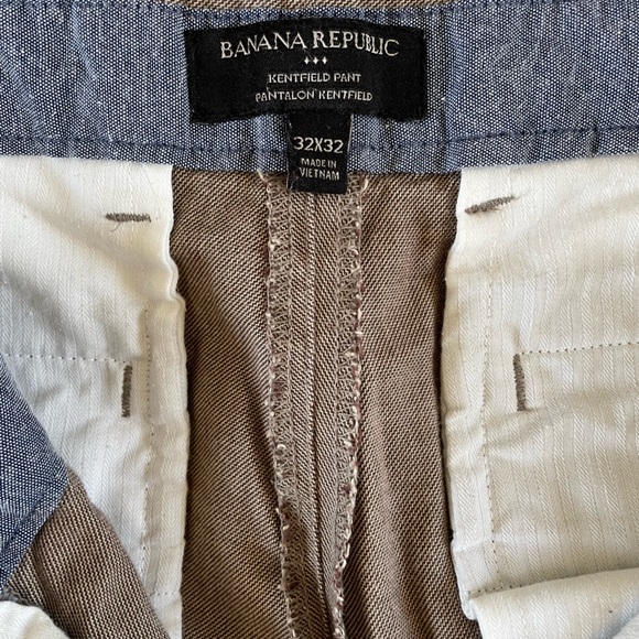 Banana Republic Kentfield micropatterned chinos - Picture 3 of 6